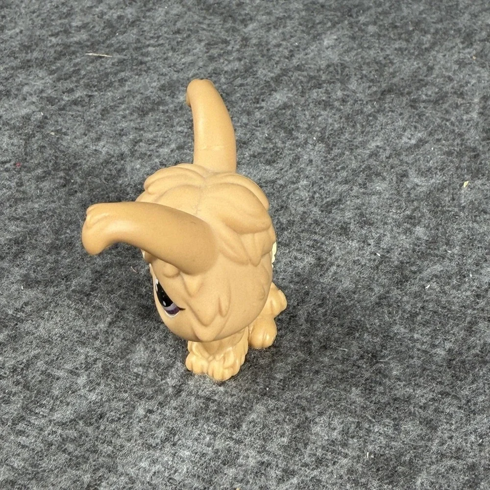 Hasbro Littlest Pet Shop  Angora Rabbit flower Figure 2007 LPS Toy #631